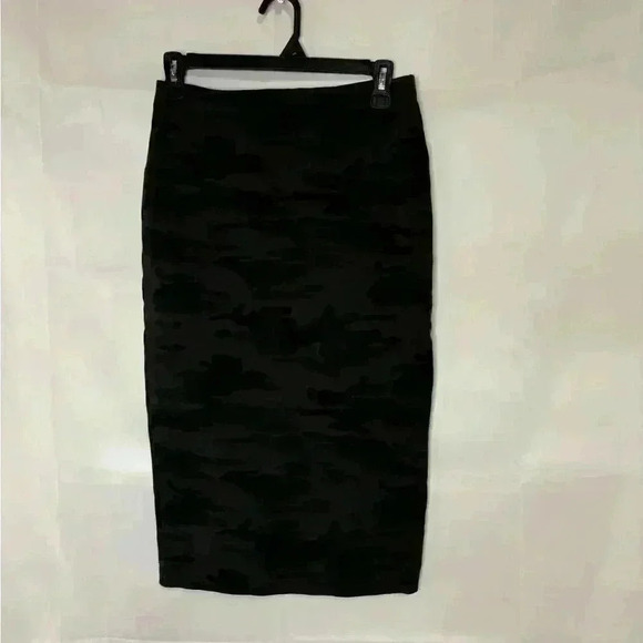 Sanctuary Dresses & Skirts - Womens size small sanctuary brand pencil, #M462